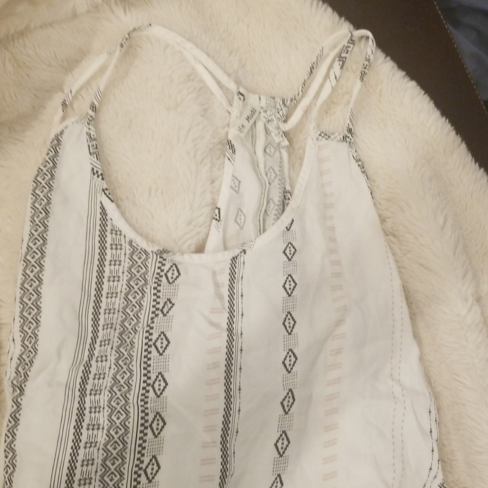Adorable racer back aztec top